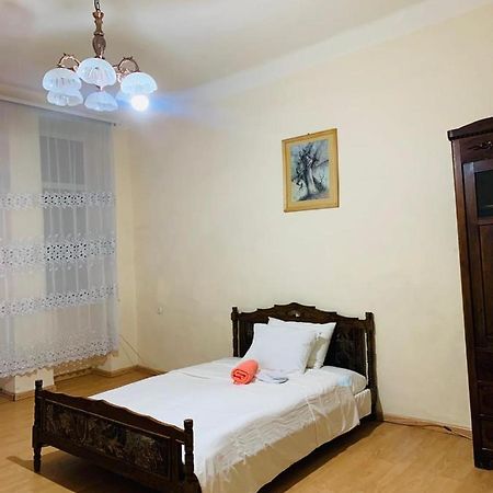 Infinity Hostel & Tour Yerevan Exterior photo
