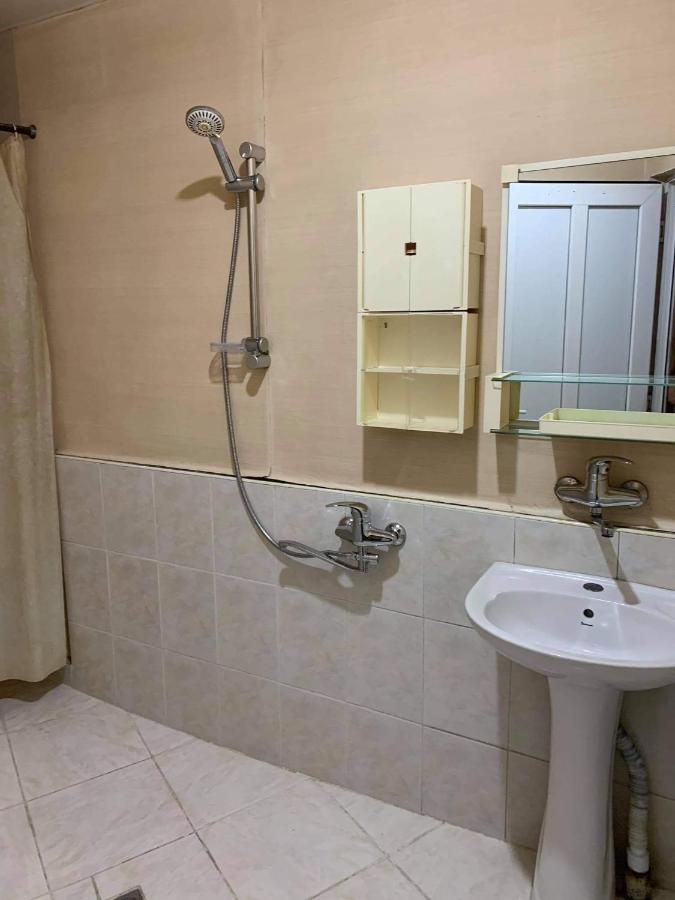 Infinity Hostel & Tour Yerevan Exterior photo