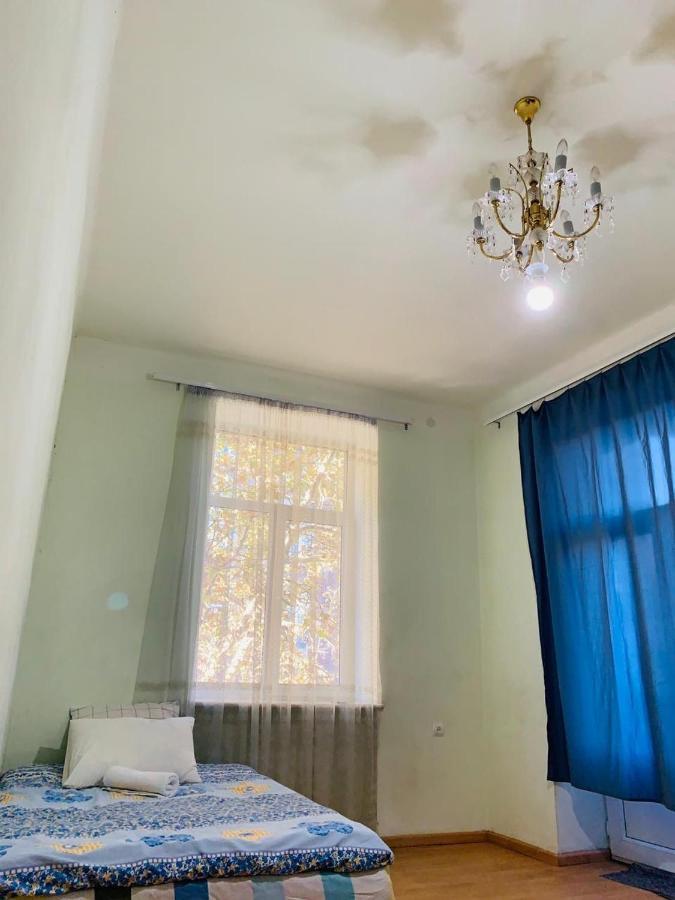 Infinity Hostel & Tour Yerevan Exterior photo